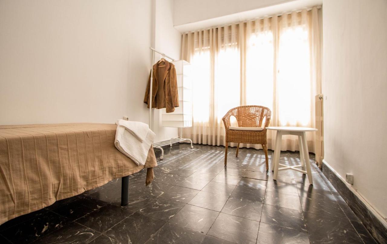 Rotaret Hotel Valencia Eksteriør billede